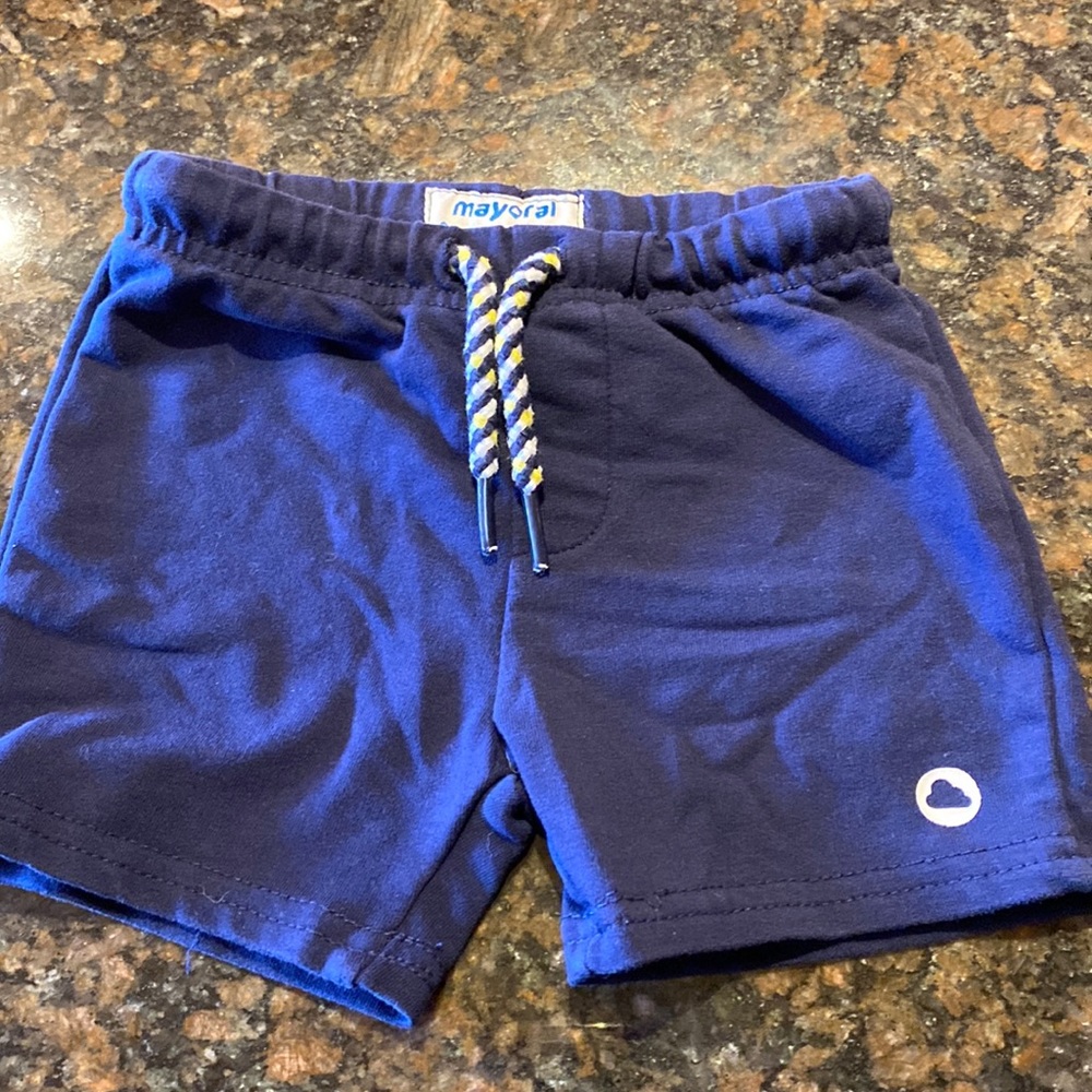 Mayoral navy shorts - 9M
